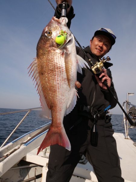【フリースライド】鹿児島・錦江湾口、春のノッコミ真鯛をバルキーカーリーで大爆釣‼︎