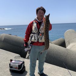 和歌山　御坊の堤防でウツボ釣り