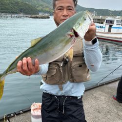 https://media.fishing.ne.jp/wp-content/uploads/2023/04/03__6D294B8E-2D7D-45DA-8DAF-B5E85DCA243C-18063-00000A0D53F15CC1-250x250.jpg