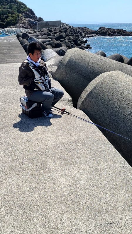 和歌山　御坊の堤防でウツボ釣り