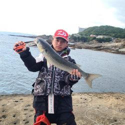 和歌山市江(吉丸渡船)の磯で夜釣り