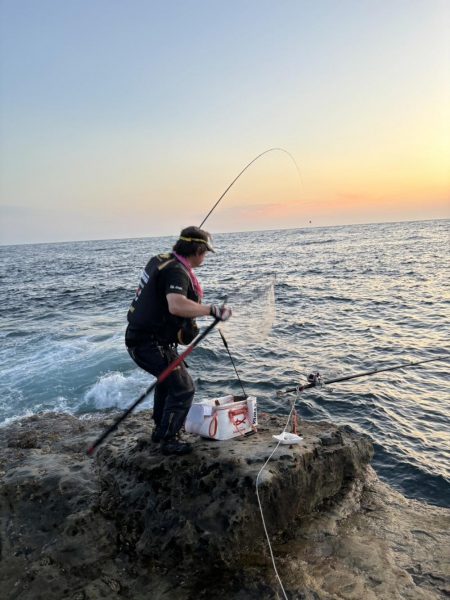 和歌山市江（吉丸渡船）で磯夜釣り